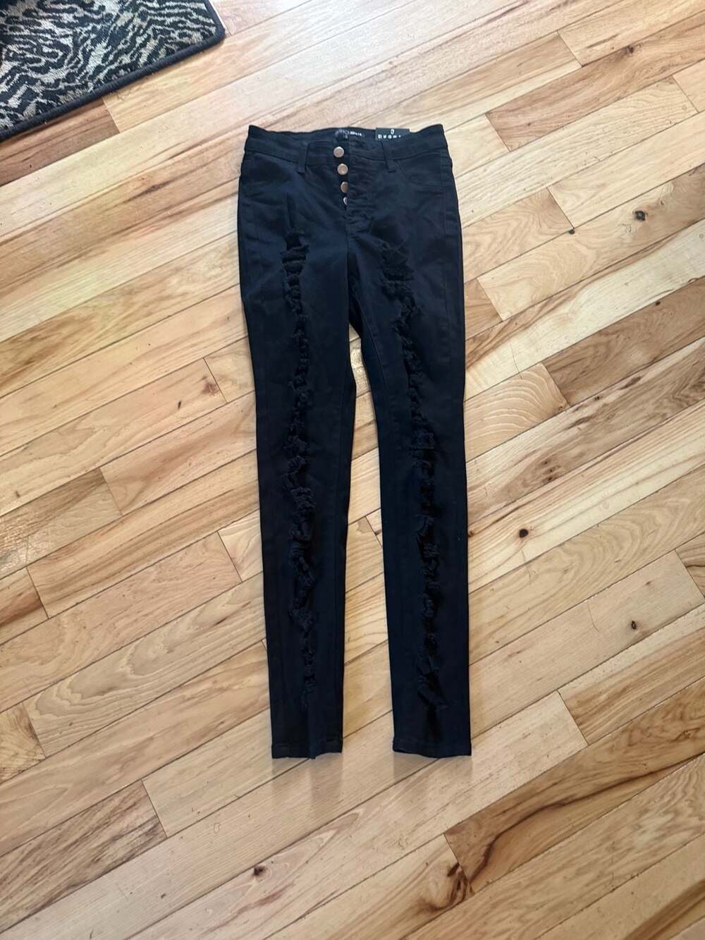 Fashion Nova Black Distressed High-Waist Skinny Jeans Size 3